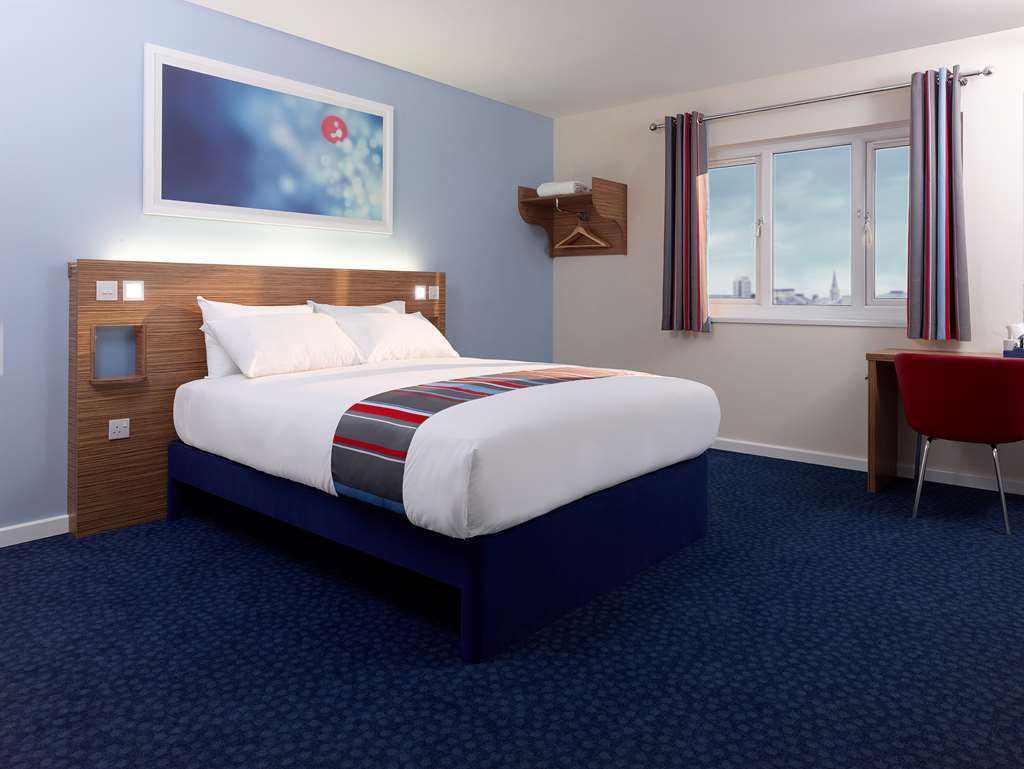 Travelodge Pembroke Dock Quarto foto