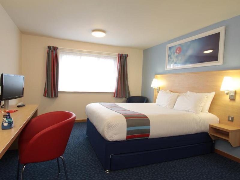 Travelodge Pembroke Dock Exterior foto